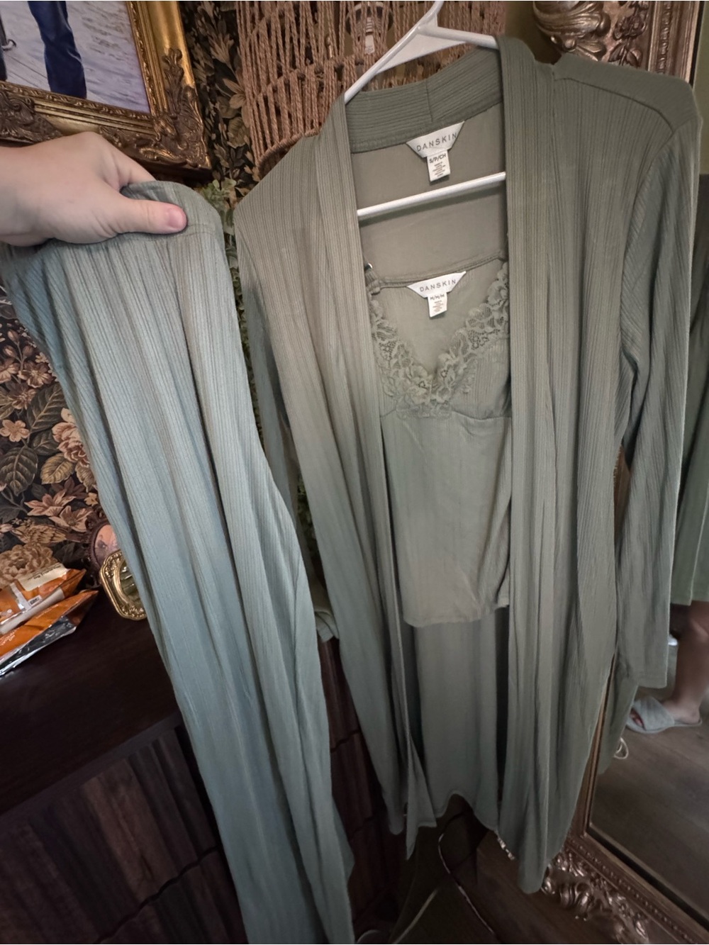 Danskin Olive Green Ribbed Lounge Robe & Set (top is med) pants/robe is small